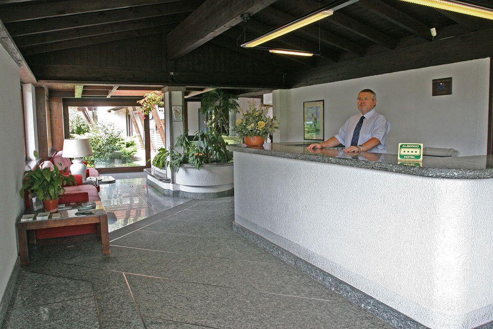 Golf Hotel Lainate Exterior foto